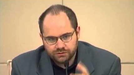 La presentazione del libro "Scarpe rotte eppur bisogna andar. Una storia della Resistenza in 30 oggetti" si tiene oggi alle 18.15 presso la sala "Maurizio Tosi" della Croce Verde. Mirco Carrattieri racconta la lotta di Liberazione attraverso oggetti simbolici come il cappello di Adolfo Bartolucci. La presentazione del libro "Scarpe rotte eppur bisogna andar. Una storia della Resistenza in 30 oggetti" si tiene oggi alle 18.15 presso la sala "Maurizio Tosi" della Croce Verde. Mirco Carrattieri racconta la lotta di Liberazione attraverso oggetti simbolici come il cappello di Adolfo Bartolucci.