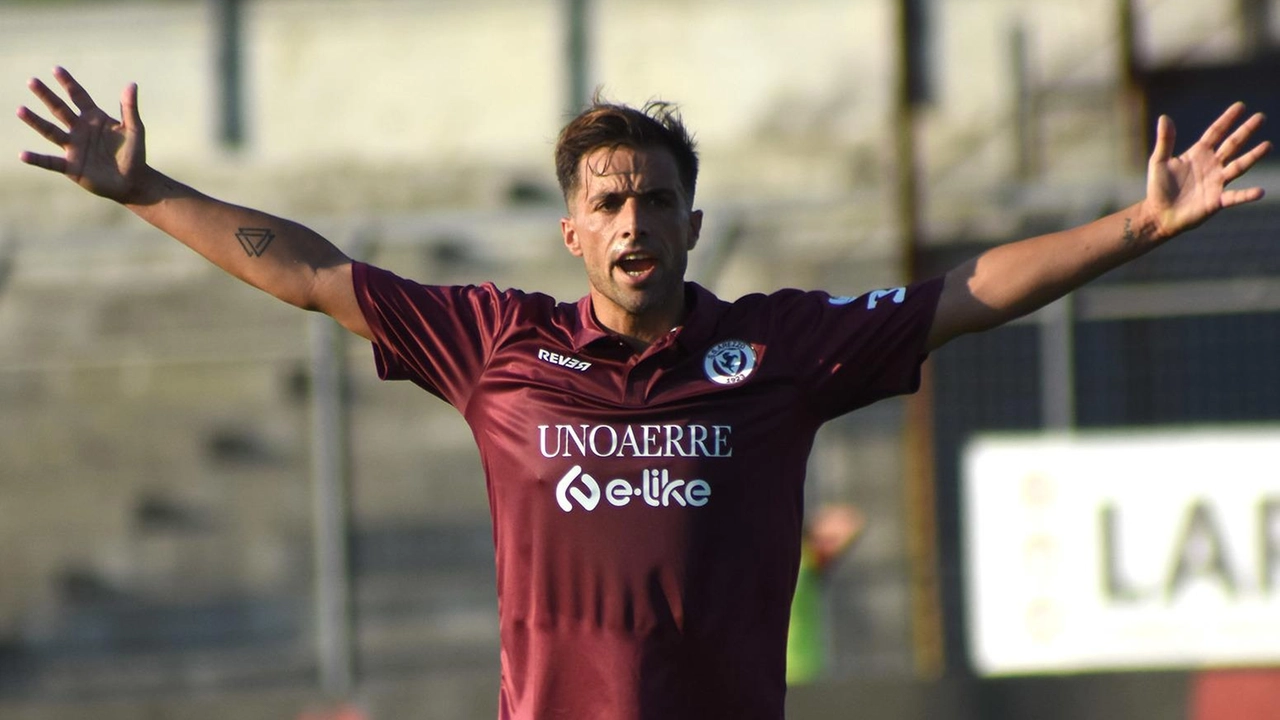 Guccione spinge la squadra durante la sfida di ieri al Comunale contro i piemontesi del Bra