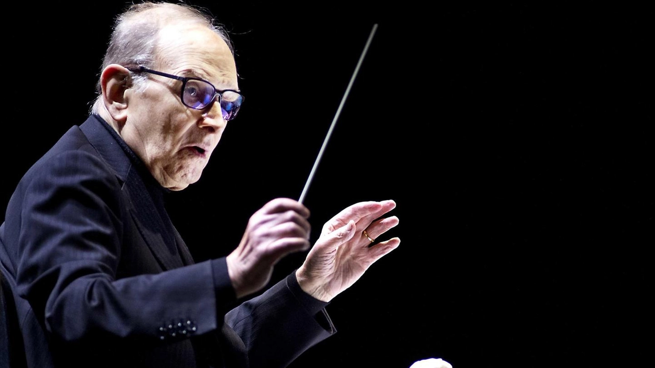 Il maestro Ennio Morricone (Ansa) Il maestro Ennio Morricone (Ansa)