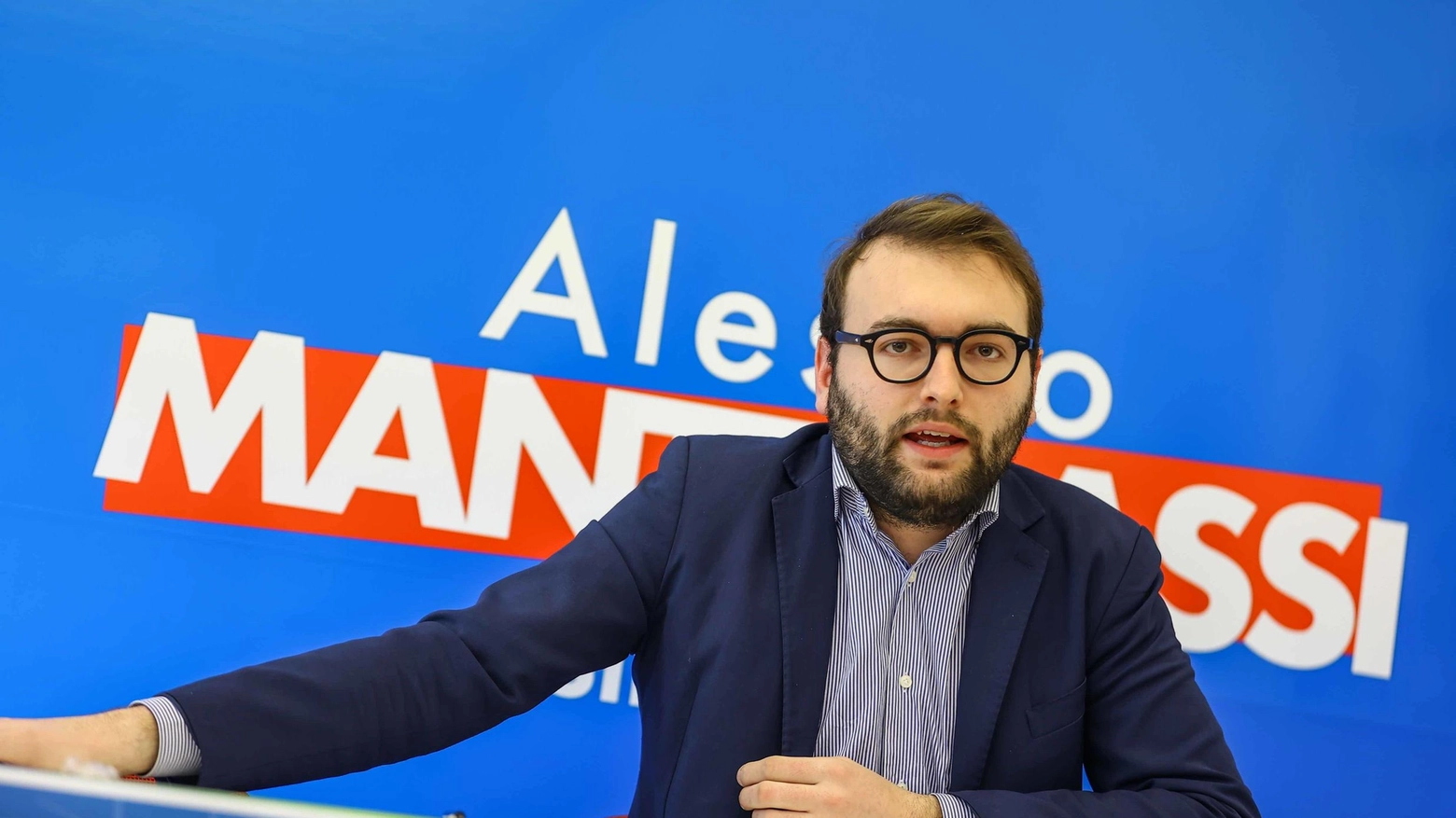 Il candidato del centrosinistra Alessio Mantellassi presenta il programma elettorale a Empoli, in un evento di condivisione e confronto con i cittadini e i partiti sostenitori.