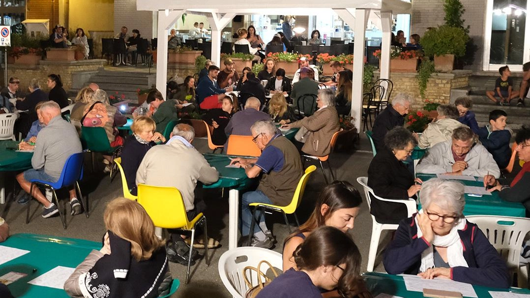 "Tombola Sociale" oggi sabato 4 gennaio, dalle ore 15 alle 19 presso i locali della Limonaia di Villa La Magia.... "Tombola Sociale" oggi sabato 4 gennaio, dalle ore 15 alle 19 presso i locali della Limonaia di Villa La Magia....