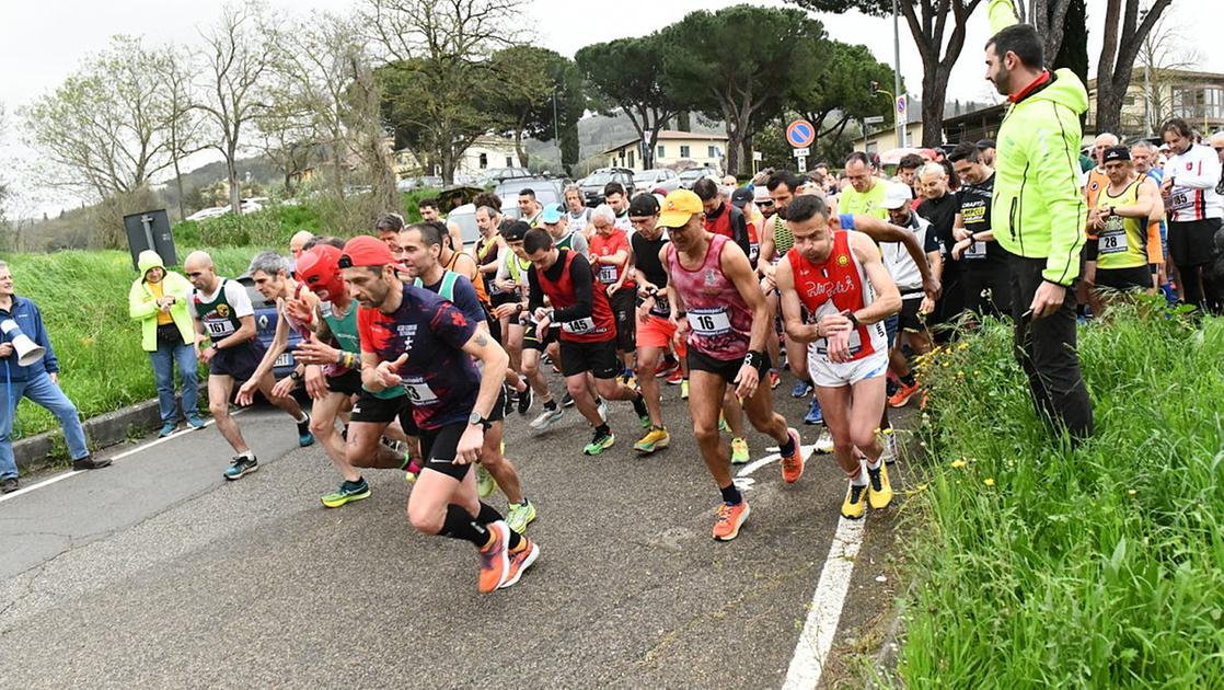 torna la corsa podistica a candeli con per i colli del sud 