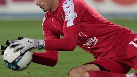 La Pianese si prepara per lo scontro diretto con il Sestri Levante, dopo il pareggio ottenuto contro il Lucca. Il portiere Boer sottolinea l'importanza del lavoro di squadra e la determinazione nel perseguire punti cruciali per la classifica. La Pianese si prepara per lo scontro diretto con il Sestri Levante, dopo il pareggio ottenuto contro il Lucca. Il portiere Boer sottolinea l'importanza del lavoro di squadra e la determinazione nel perseguire punti cruciali per la classifica.