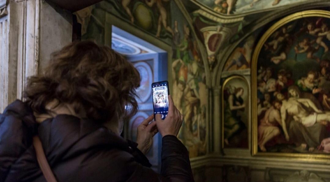 https://www.lanazione.it/image-service/view/acePublic/alias/contentid/MGJkOTdkZjYtY2QyZC00/0/firenze-torna-la-domenica-metropolitana-con-ingresso-gratis-nei-musei.jpeg?f=1.90:1&w=1200