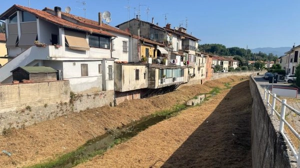 Interventi su fiumi e torrenti Interventi su fiumi e torrenti