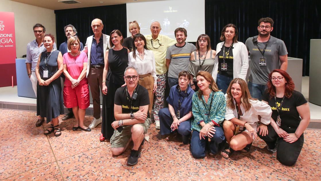 https://www.lanazione.it/image-service/view/acePublic/alias/contentid/MGM0MDZmNDctYTcxOS00/0/t15cn_e.jpeg?f=16:9&w=1200&h=630