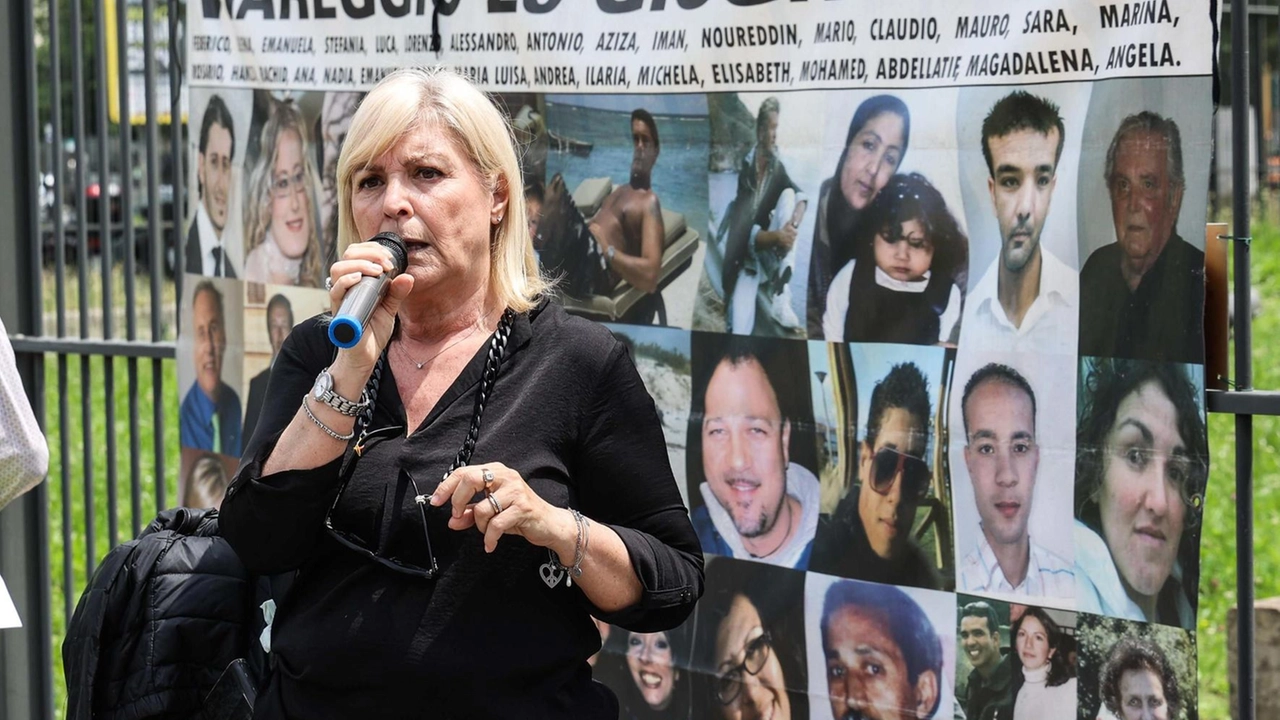 Daniela Rombi del comitato dei familiari delle 32 vittime e, sopra, l’avvocato di parte civile Riccardo Carloni Daniela Rombi del comitato dei familiari delle 32 vittime e, sopra, l’avvocato di parte civile Riccardo Carloni