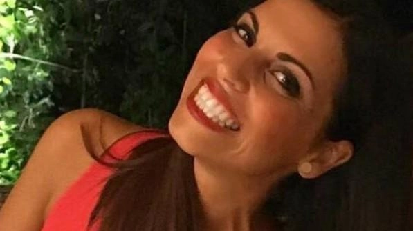 Elena Amato, sorella di Elisa uccisa dall’ex Federico, contro l’associazione voluta dal padre del ragazzo. Oggi discussione in consiglio comunale. Elena Amato, sorella di Elisa uccisa dall’ex Federico, contro l’associazione voluta dal padre del ragazzo. Oggi discussione in consiglio comunale.