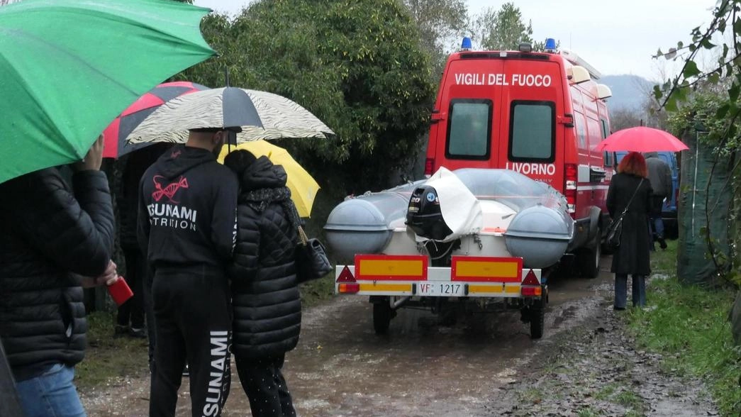 Gennaio si è aperto con la tragedia dei due cacciatori traditi dal lago. Poi i coriandoli, lo sprint “rosa“ e dei lavori. S.Anna riconosciuta cantiere di pace. Gennaio si è aperto con la tragedia dei due cacciatori traditi dal lago. Poi i coriandoli, lo sprint “rosa“ e dei lavori. S.Anna riconosciuta cantiere di pace.