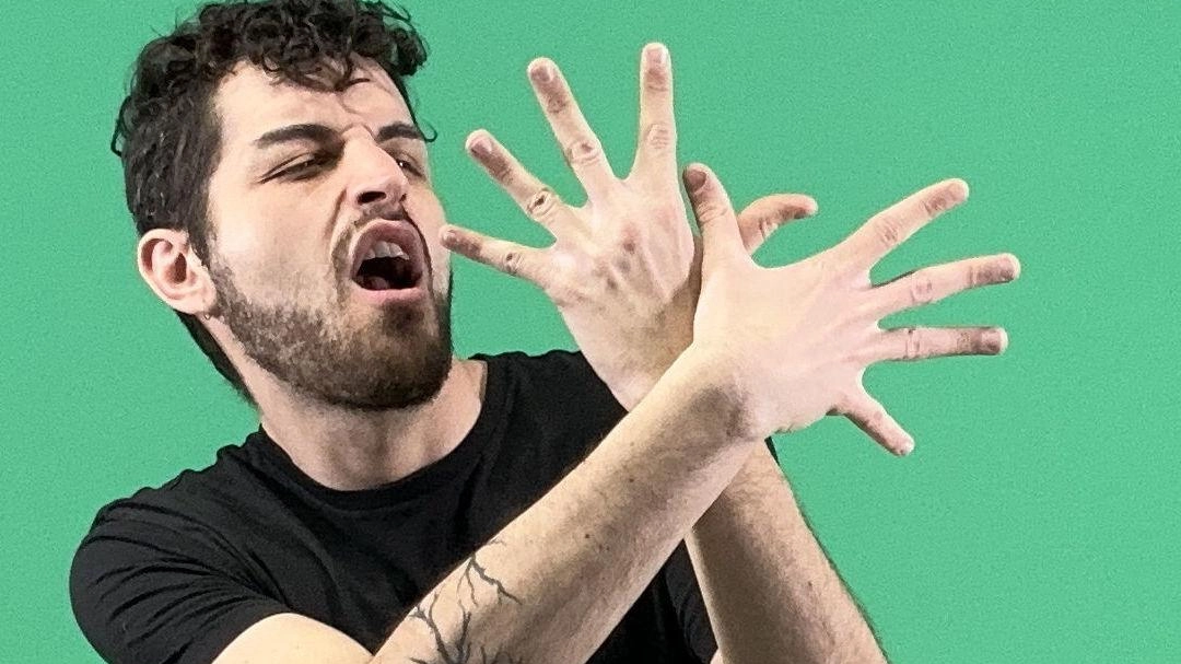 Uno degli attori dello spettacolo Uno degli attori dello spettacolo
