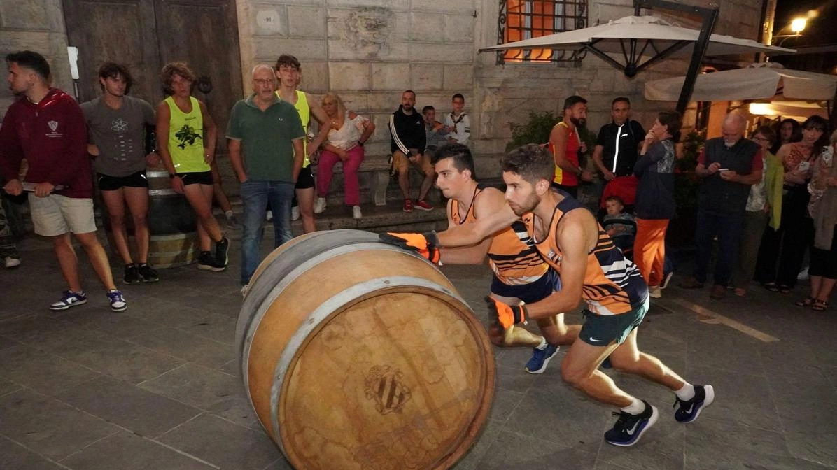Prove del Bravìo delle Botti in attesa della gara vera e propria di domenica Prove del Bravìo delle Botti in attesa della gara vera e propria di domenica