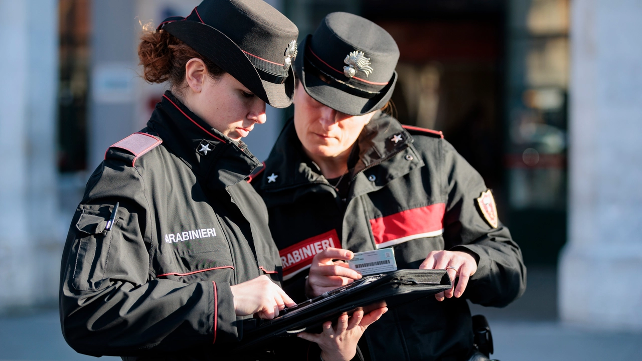 Operazione di controllo dei carabinieri (foto d'archivio) Operazione di controllo dei carabinieri (foto d'archivio)