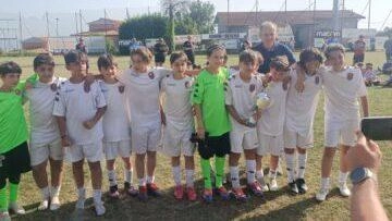 Il Grosseto vince tra gli Esordienti 2013, il Salivoli tra gli Esordienti 2012 al Trofeo Renzo Trovò a Campagnatico. Il Grosseto vince tra gli Esordienti 2013, il Salivoli tra gli Esordienti 2012 al Trofeo Renzo Trovò a Campagnatico.