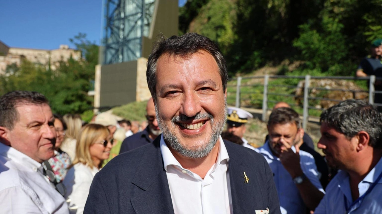'Impegnati a lavorare, prepariamo una grande Pontida' 'Impegnati a lavorare, prepariamo una grande Pontida'