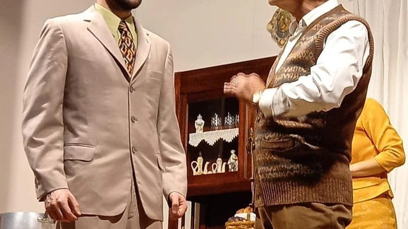 CERTALDO Torna ad aprirsi il sipario del Teatro Regina Margherita di Marcialla sul teatro popolare toscano: stasera alle 21.30 e domani... CERTALDO Torna ad aprirsi il sipario del Teatro Regina Margherita di Marcialla sul teatro popolare toscano: stasera alle 21.30 e domani...