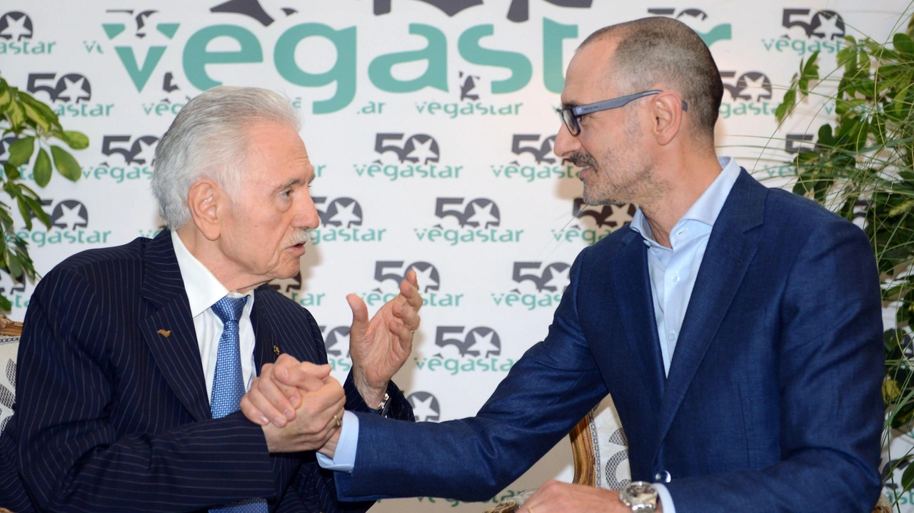 Silvio Capecchi a destra con il padre Fernando (foto Rastrelli) Silvio Capecchi a destra con il padre Fernando (foto Rastrelli)