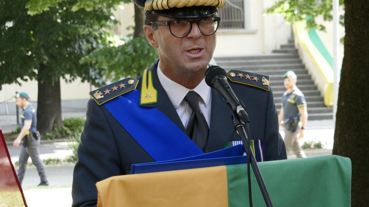 Enrico Blandini è stato per tre anni alla guida del comando di Prato. Al suo posto. il colonnello Riccardo Galletta Enrico Blandini è stato per tre anni alla guida del comando di Prato. Al suo posto. il colonnello Riccardo Galletta