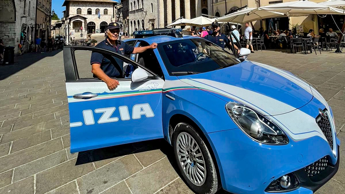 Indaga la polizia dopo la denuncia. Al vaglio la videosorveglianza Indaga la polizia dopo la denuncia. Al vaglio la videosorveglianza