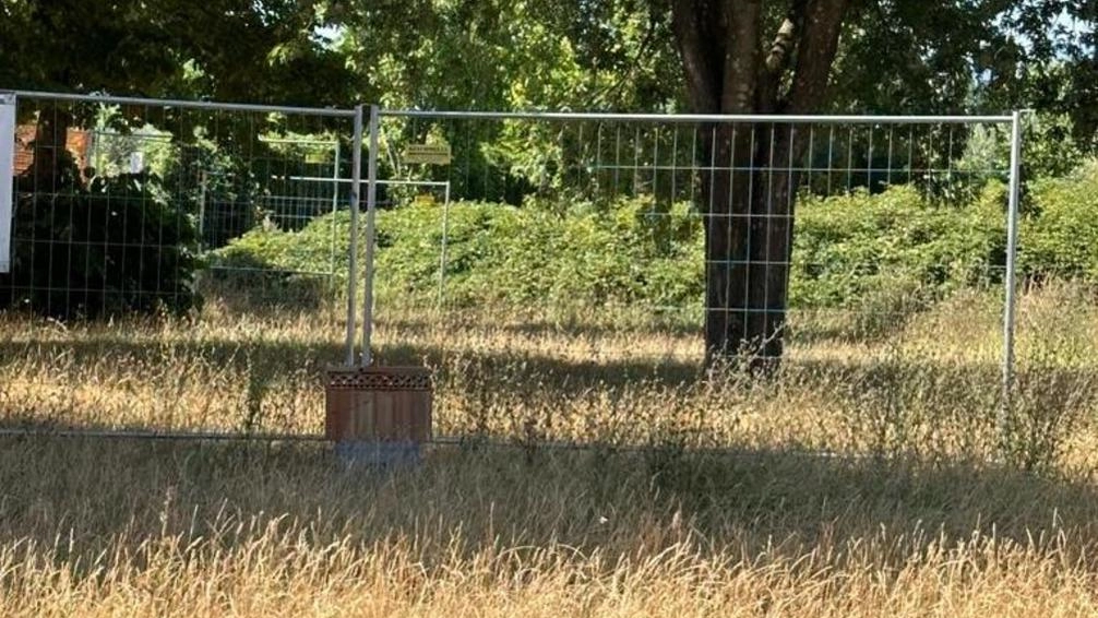 La prima pietra simbolica che è stata messa nell’area, già recintata, del cantiere per la costruzione del distretto di San Paolo La prima pietra simbolica che è stata messa nell’area, già recintata, del cantiere per la costruzione del distretto di San Paolo