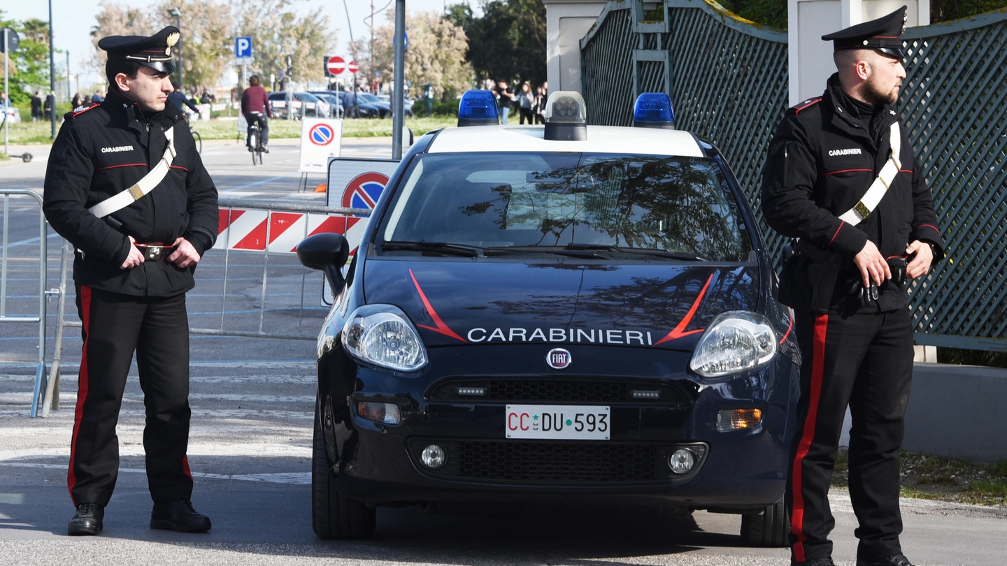 L’uomo è stato arrestato dai Carabinieri in flagranza di reato (Foto Archivio)