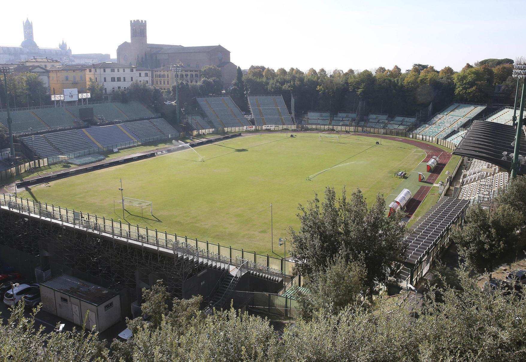 Stadio, tocca al Comune. Alla ricerca di 1,2 milioni Stadio, tocca al Comune. Alla ricerca di 1,2 milioni