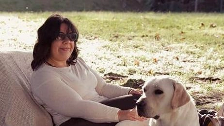 Francesca Salvi con il suo cane di assistenza Auggie Francesca Salvi con il suo cane di assistenza Auggie