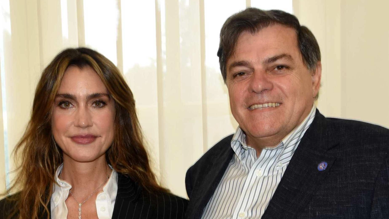 La presidente della Versiliana Paola Rovellini e il sindaco Alberto Giovannetti La presidente della Versiliana Paola Rovellini e il sindaco Alberto Giovannetti