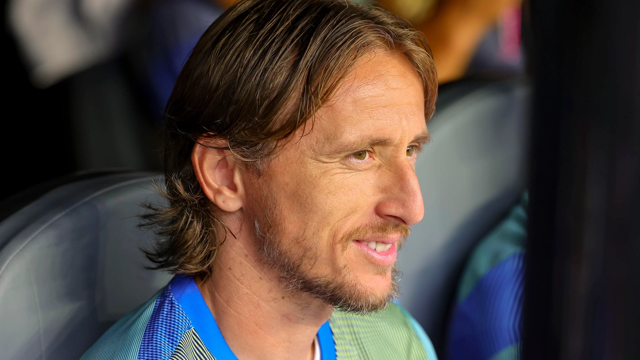 Milan, Luka Modric è rossonero. Un anno di contratto (con opzione), maglia numero 14