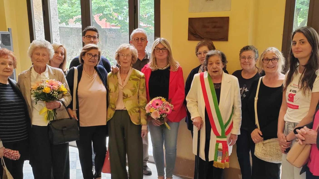 L’opera dell’artista Castagnini omaggia la compianta presidente del "Grano" L’opera dell’artista Castagnini omaggia la compianta presidente del "Grano"