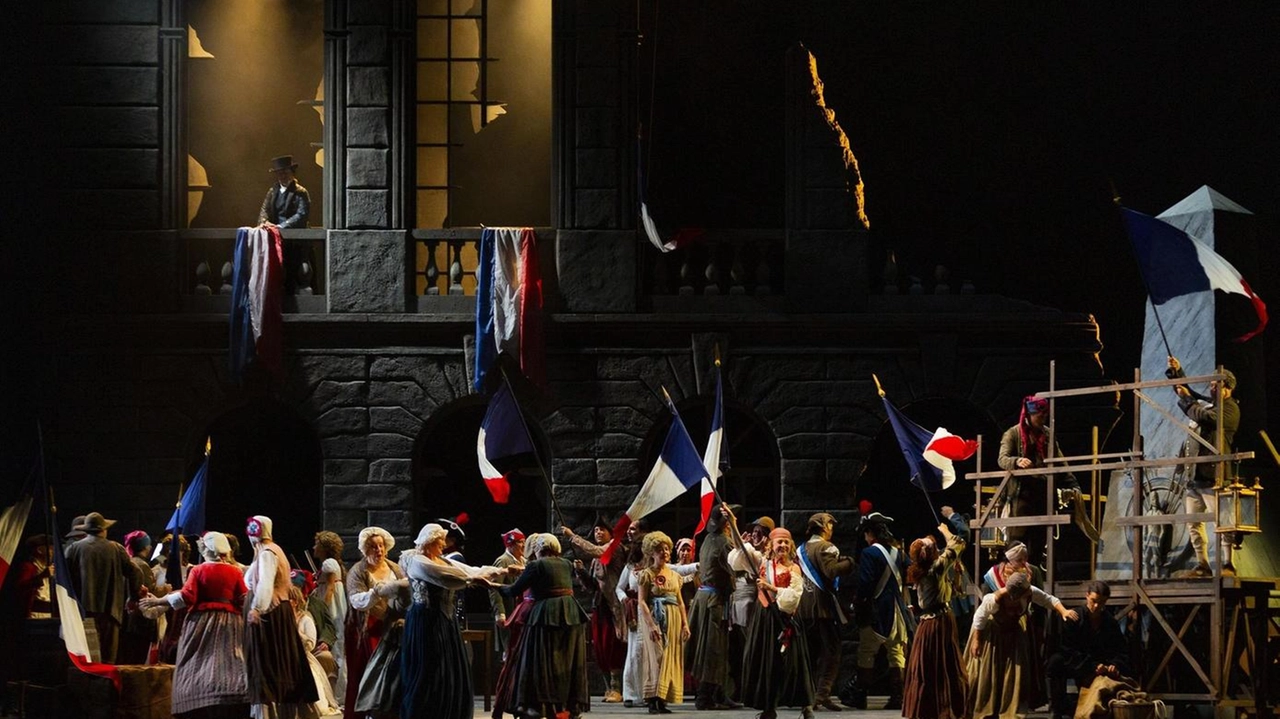 Attesa per l’Andrea Chénier di Umberto Giordano, secondo titolo della Stagione lirica 2024-2025 del Teatro del Giglio Giacomo Puccini,... Attesa per l’Andrea Chénier di Umberto Giordano, secondo titolo della Stagione lirica 2024-2025 del Teatro del Giglio Giacomo Puccini,...