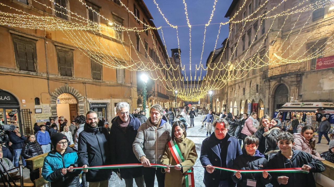 Il Presepe dei ragazzi del don Guanella a palazzo dei Priori Il Presepe dei ragazzi del don Guanella a palazzo dei Priori