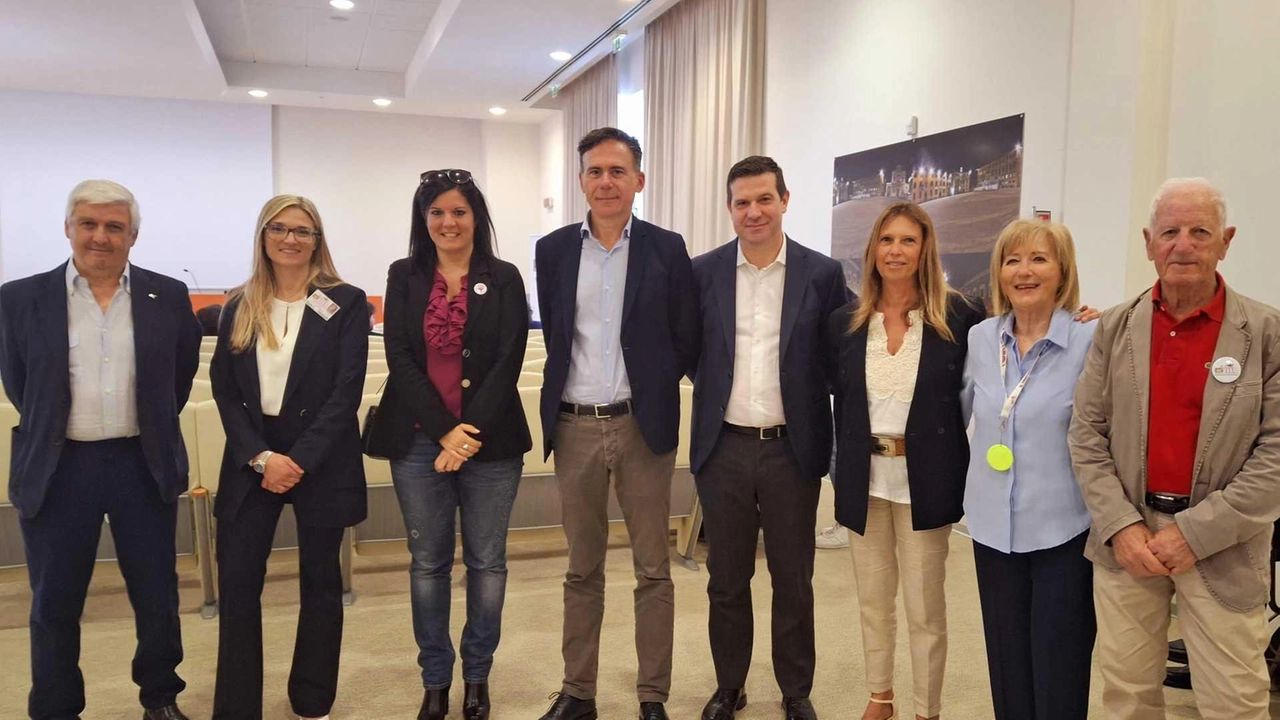 L’incontro «La medicina dello sport dopo il trapianto» promosso dall’associazione Vite all’auditorium della Cassa edile di Pisa L’incontro «La medicina dello sport dopo il trapianto» promosso dall’associazione Vite all’auditorium della Cassa edile di Pisa