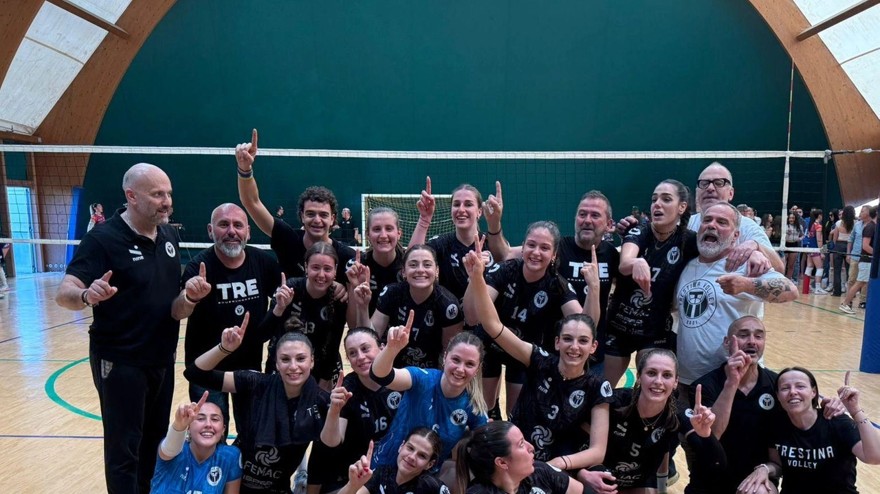 La Femac Trestina vince 3-0 contro De Mitri Fermo e ottiene la promozione nei play-off di serie B2 femminile. La Femac Trestina vince 3-0 contro De Mitri Fermo e ottiene la promozione nei play-off di serie B2 femminile.
