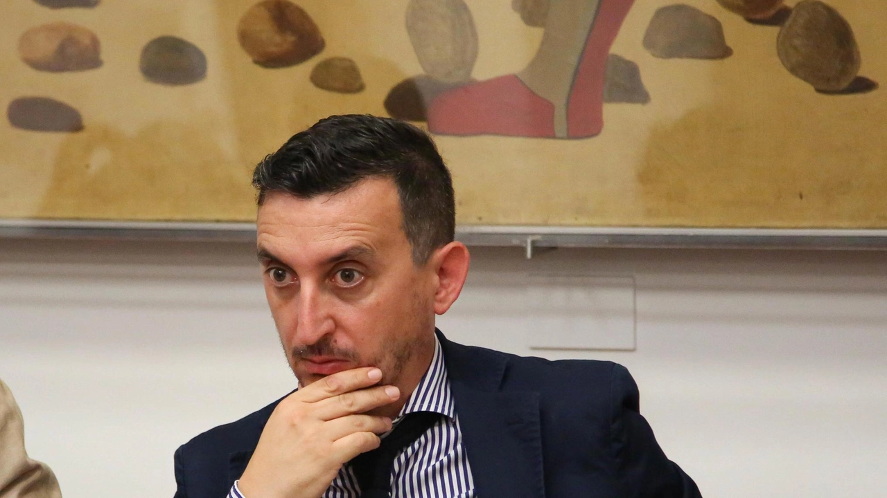 Sandro Pasquali punta alla segreteria regionale del Pd e fa i conti con un rinvio a giudizio per. l’accusa di truffa aggravata Sandro Pasquali punta alla segreteria regionale del Pd e fa i conti con un rinvio a giudizio per. l’accusa di truffa aggravata