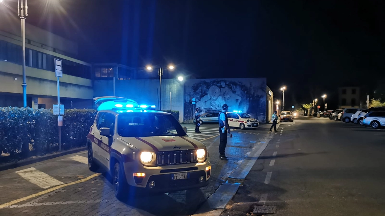 La polizia municipale cascinese La polizia municipale cascinese
