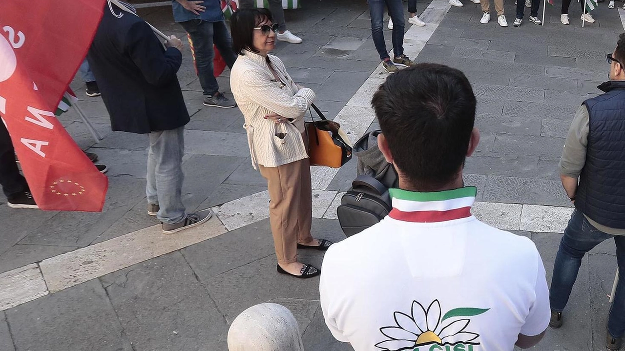 Preoccupazione delle organizzazioni sindacali Fiom Cgil e Fim Cisl per il futuro dei lavoratori, più di 25 attualmente in organico,... Preoccupazione delle organizzazioni sindacali Fiom Cgil e Fim Cisl per il futuro dei lavoratori, più di 25 attualmente in organico,...