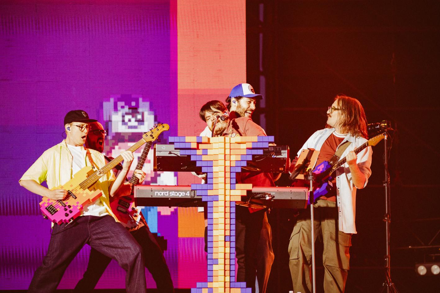 pinguini tattici nucleari a firenze la scaletta del concerto
