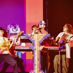 Pinguini tattici nucleari a Firenze, la scaletta del concerto