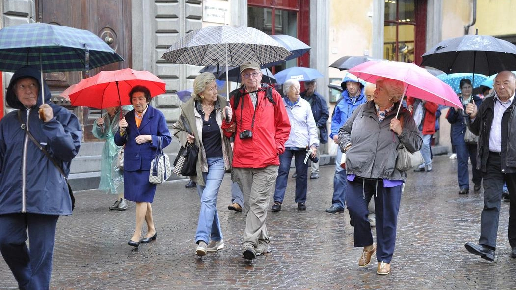 I dem mettono in guardia l’Amministrazione dai rischi che potrebbero arrivare dal nuovo Piano Operativo "Dare il via libera alle trasformazioni di garage in case può mutare irrimediabilmente il volto del centro". I dem mettono in guardia l’Amministrazione dai rischi che potrebbero arrivare dal nuovo Piano Operativo "Dare il via libera alle trasformazioni di garage in case può mutare irrimediabilmente il volto del centro".