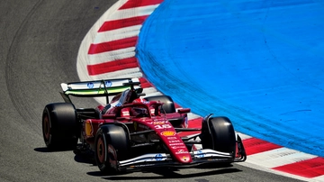 F1 GP Spagna, il riassunto delle prove libere: McLaren velocissima, Ferrari altalenante