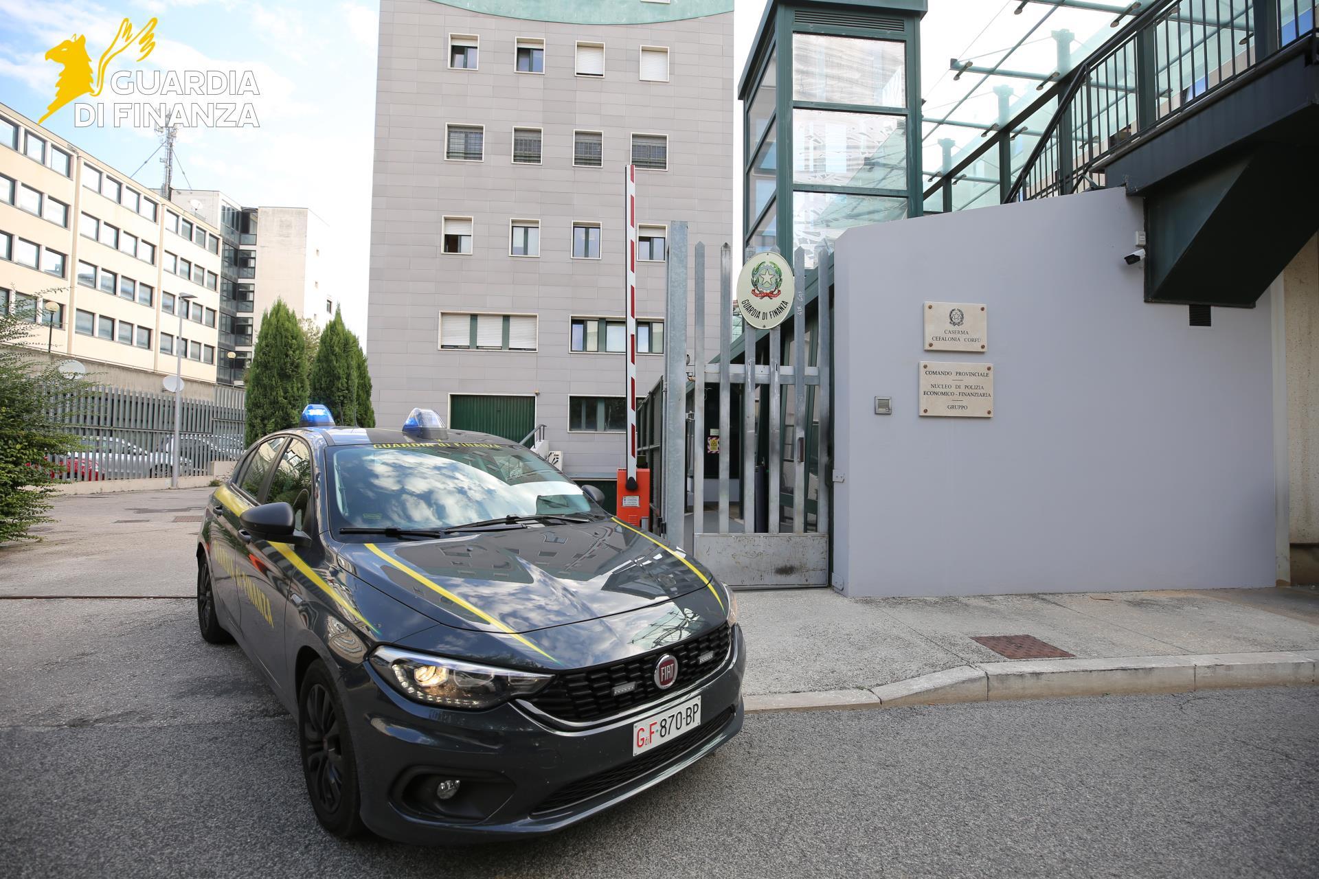 scontrini fantasma e lavoro nero controlli della guardia di finanza troppe irregolarit224 quadro critico