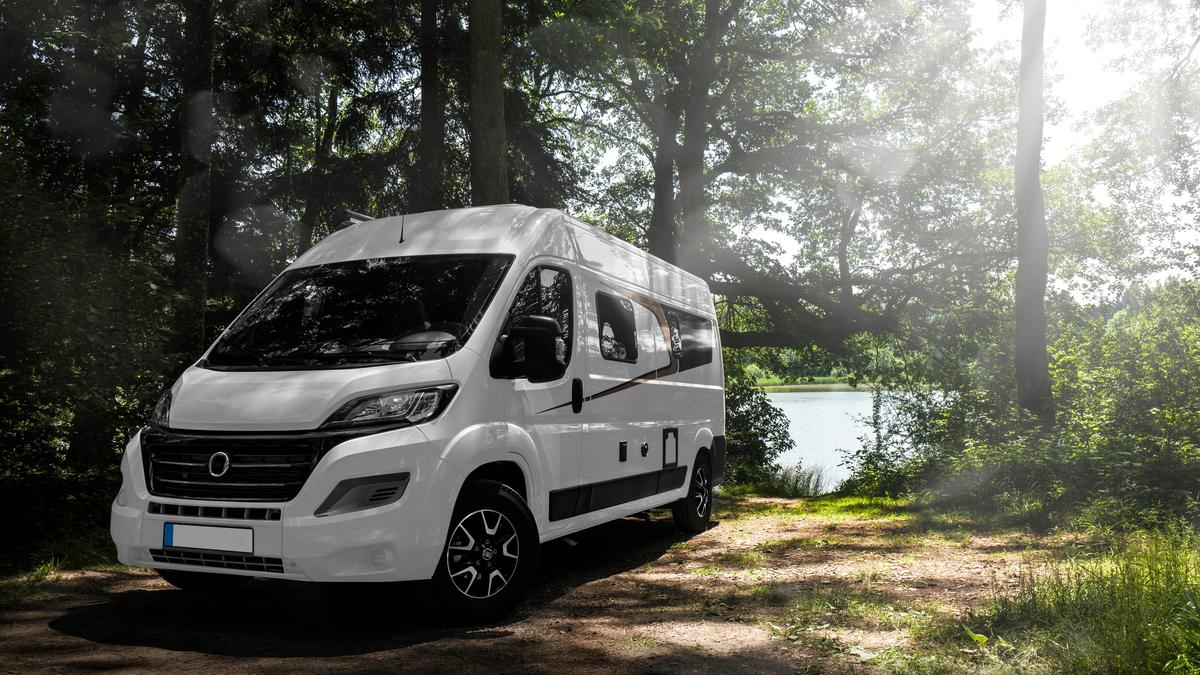 Hotel o affitti estivi? No, il camper a noleggio è il trend della stagione. Costi e vantaggi Hotel o affitti estivi? No, il camper a noleggio è il trend della stagione. Costi e vantaggi