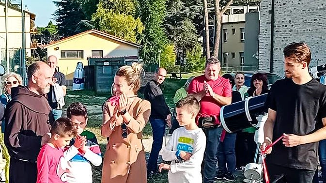 Umbertide, taglio del nastro nei tre giorni “Tra cielo e terra“ Umbertide, taglio del nastro nei tre giorni “Tra cielo e terra“