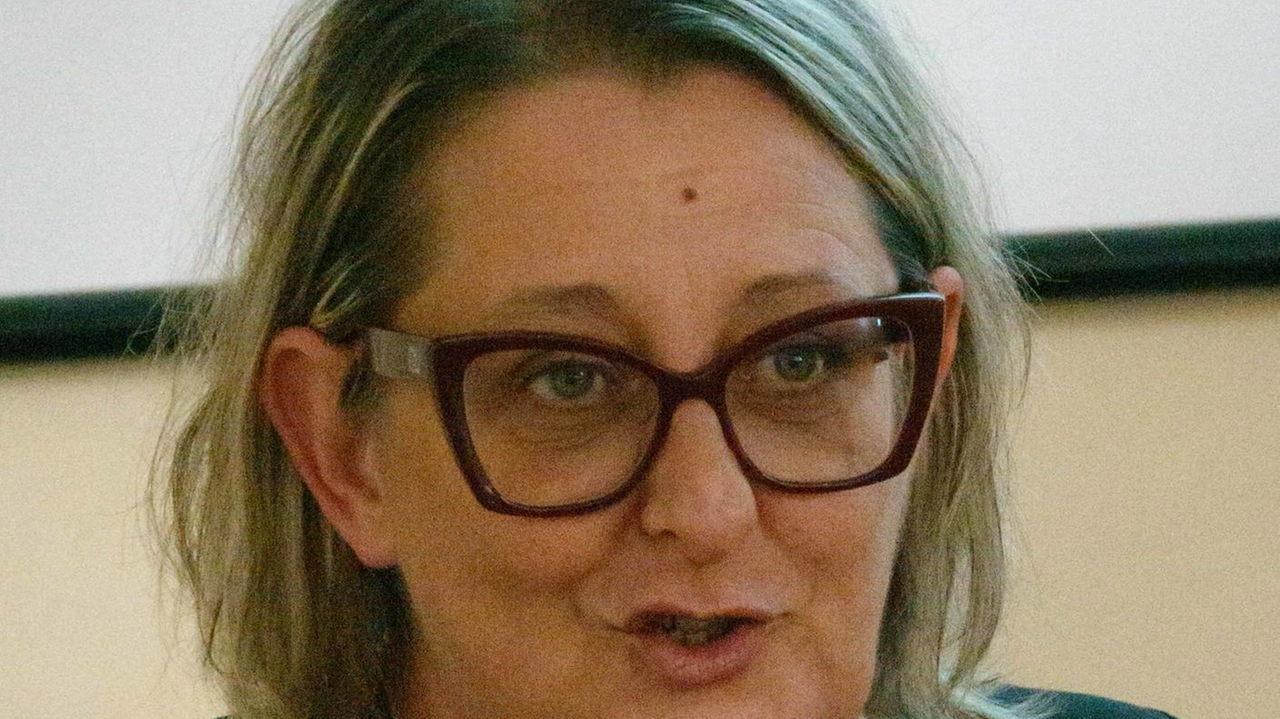 A Calice gli apparecchi in dotazione al municipio muti da tre settimane. Pecunia non ci sta: "Un’indecenza, non è possibile continuare così".
