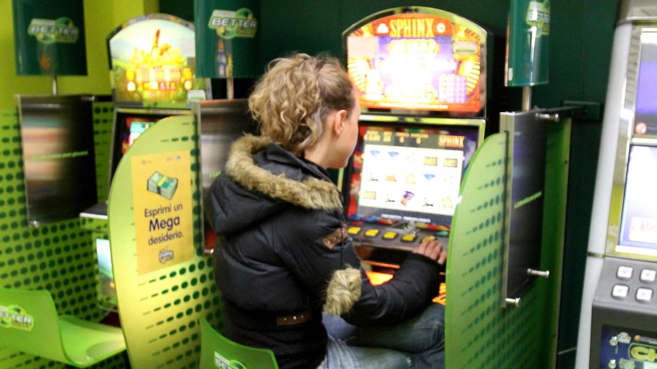 Una riflessione sui giovani e il rischio che comporta il gioco d’azzardo Una riflessione sui giovani e il rischio che comporta il gioco d’azzardo