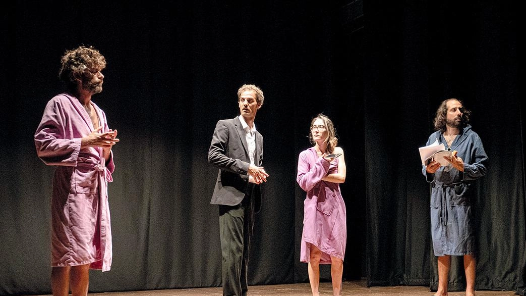 Il 21 marzo lo spettacolo Stile liquido, scritto e interpretato da La Ribalta Teatro Il 21 marzo lo spettacolo Stile liquido, scritto e interpretato da La Ribalta Teatro