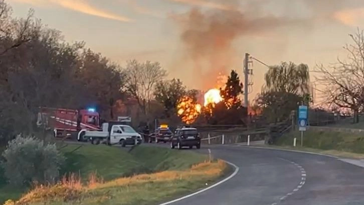 L’incidente a Montalcino (foto dalla pagina Fb del Comune di Montalcino) L’incidente a Montalcino (foto dalla pagina Fb del Comune di Montalcino)