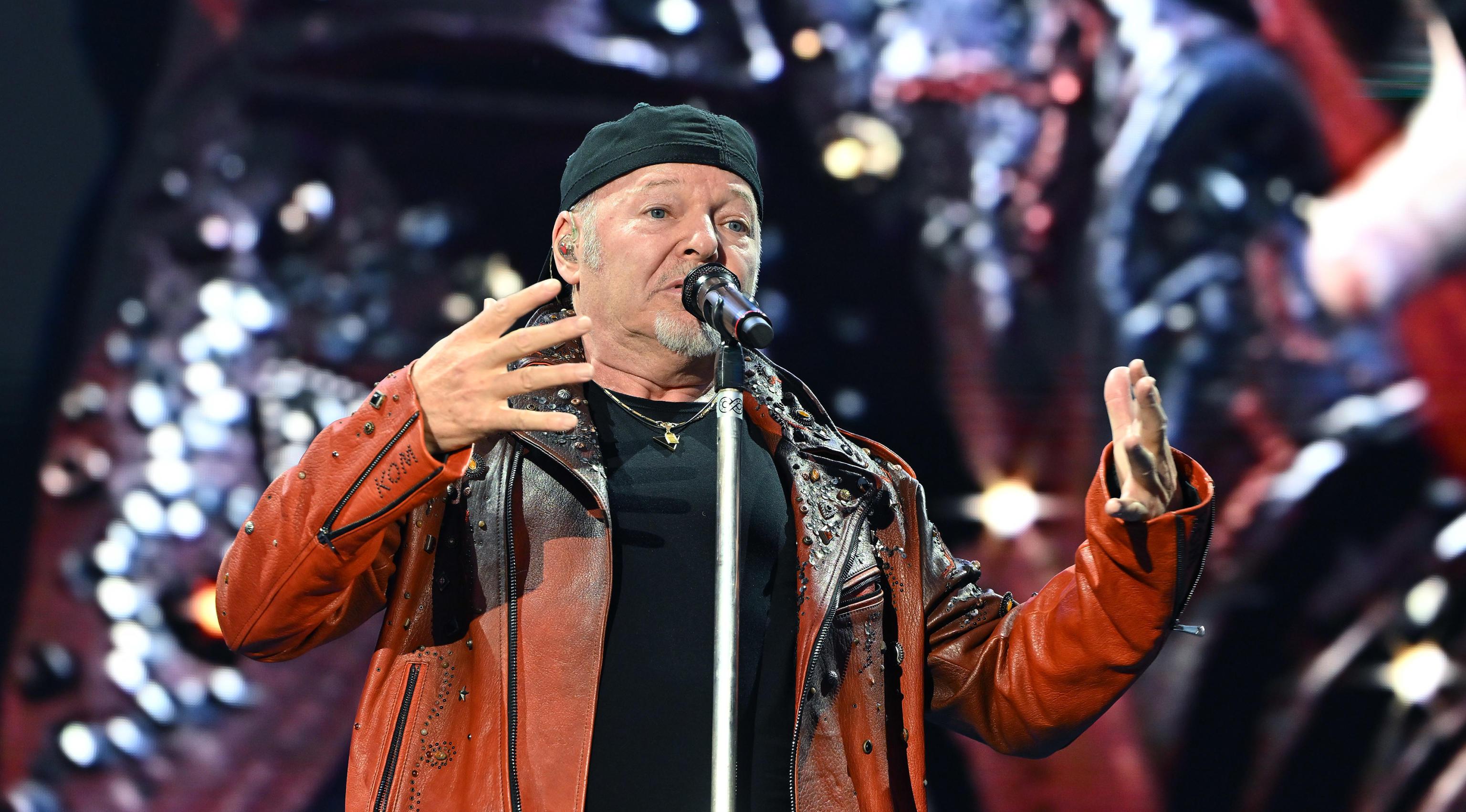cascine blindate per vasco rossi amp c scattano i grandi concerti nuovo test per il traffico