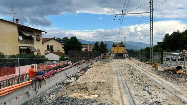 I lavori sul tratto della ferrovia fra Pistoia e Montecatini I lavori sul tratto della ferrovia fra Pistoia e Montecatini