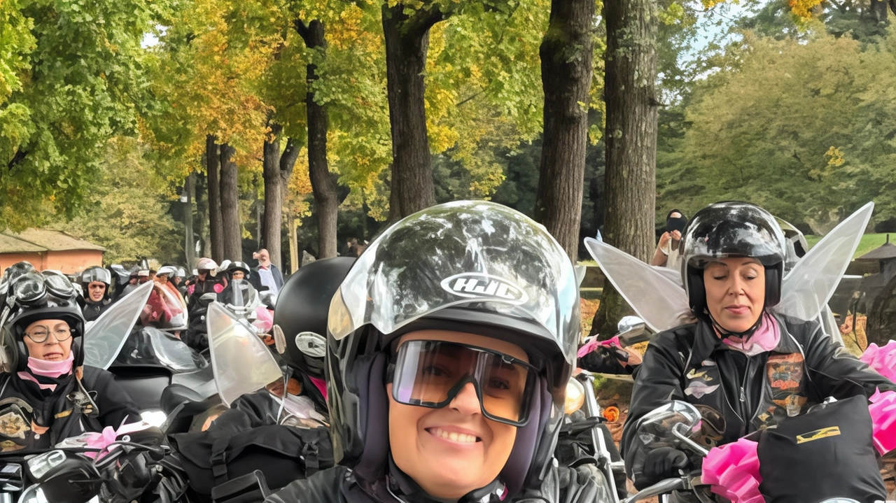A Lucca, 500 donne in sella a Harley Davidson sfidano il maltempo per la Ladies of Harley National Run, evento benefico a sostegno di Fondazione Veronesi e Associazione Luna Onlus. Raccolti 12mila euro per la lotta al cancro e alla violenza sulle donne. A Lucca, 500 donne in sella a Harley Davidson sfidano il maltempo per la Ladies of Harley National Run, evento benefico a sostegno di Fondazione Veronesi e Associazione Luna Onlus. Raccolti 12mila euro per la lotta al cancro e alla violenza sulle donne.
